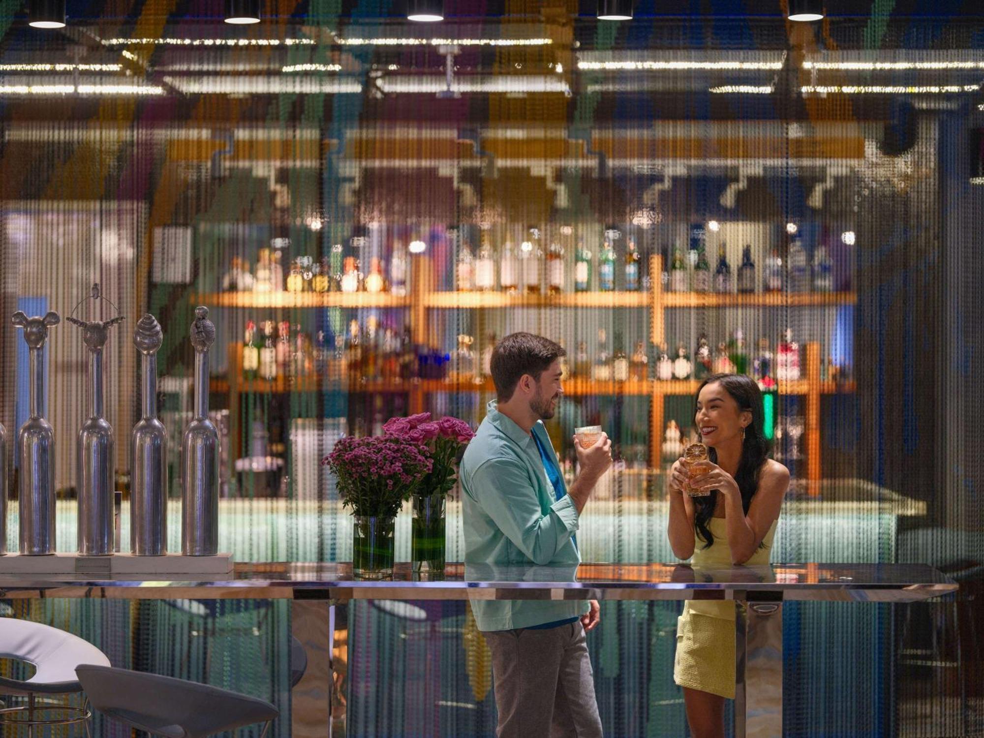 Pullman Jakarta Central Park Екстериор снимка The bar at the 101 bar